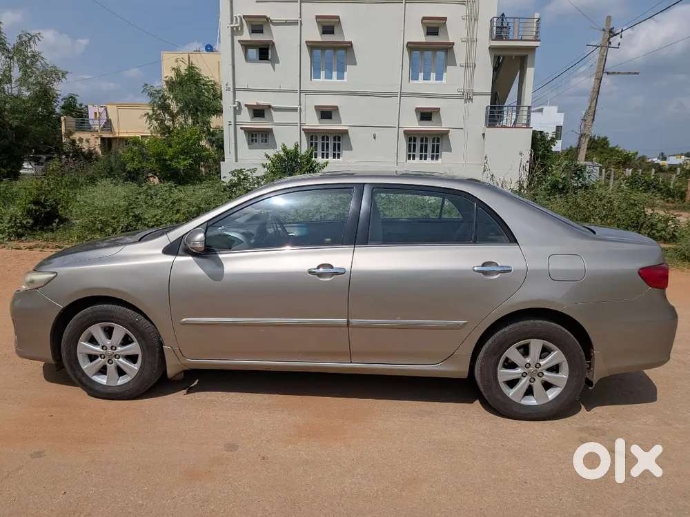 Toyota Corolla Altis 2011 Limited Edition
