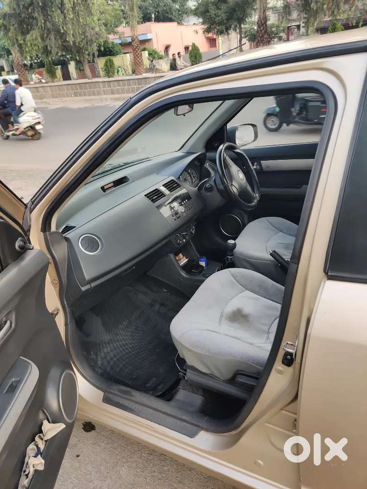 Maruti Suzuki Dzire 2010