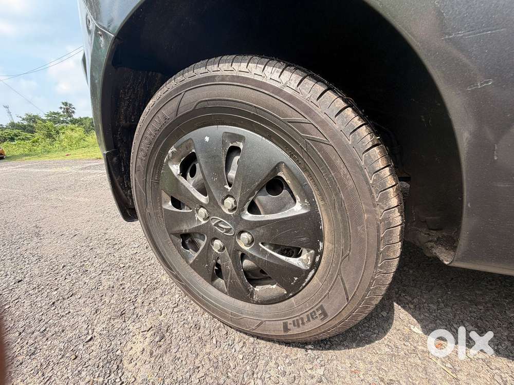 Hyundai I10 Sportz, 2012, Petrol