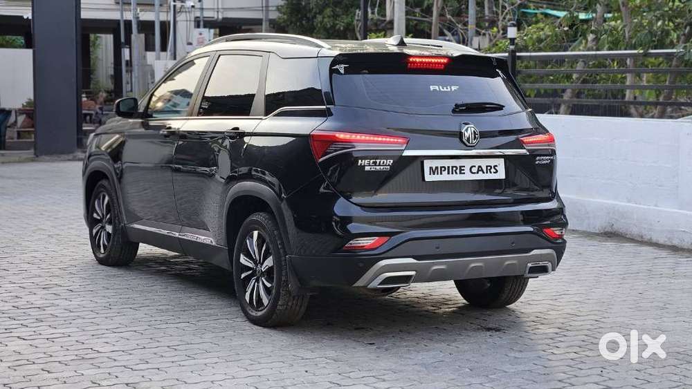 Mg Hector Plus Sharp Pro 1.5 Turbo Petrol 6 Str Dual Tone, 2020, Pet..
