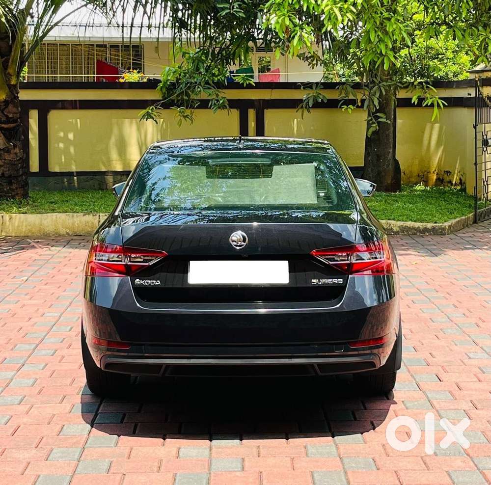 Skoda Superb Laurin And Klement 1.8, 2016, Petrol