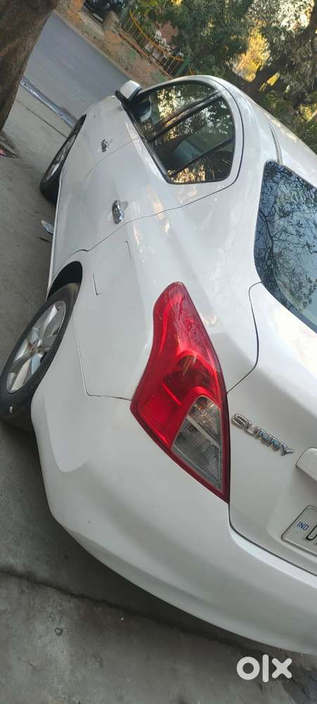 Nissan Sunny Xv Cvt, 2012, Petrol