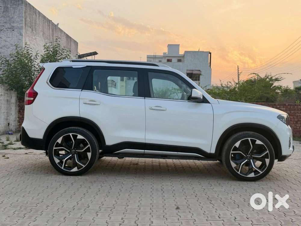 Mahindra Scorpio N Z2 Diesel Mt 7 Str, 2024