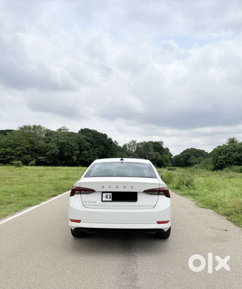 Skoda Octavia 2.0 L K Tsi At, 2021, Petrol