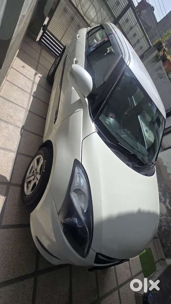 Maruti Suzuki Dzire Vdi 2016
