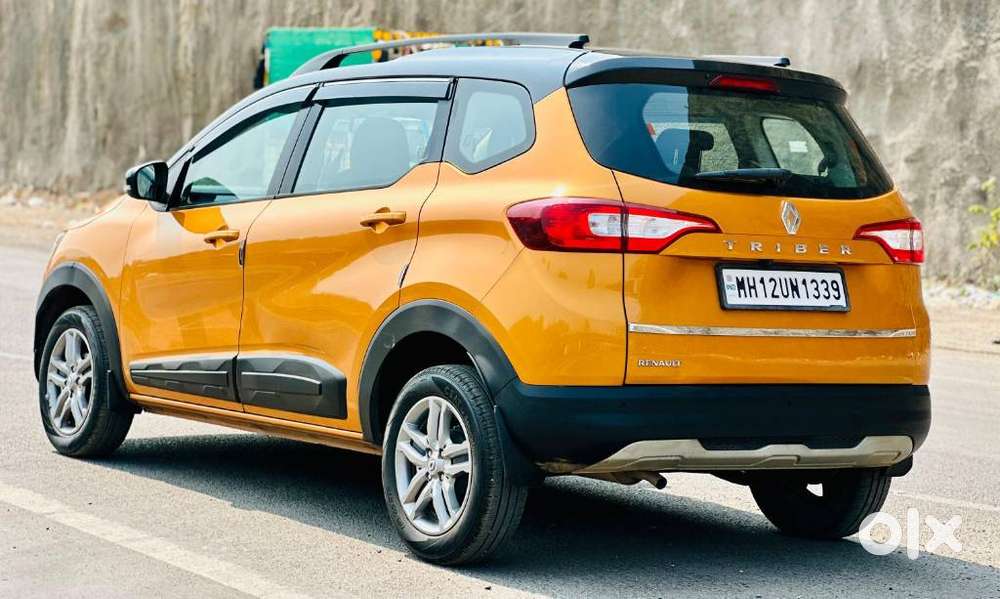 Renault Triber 1.0 Rxz Amt Dual Tone, 2022, Petrol