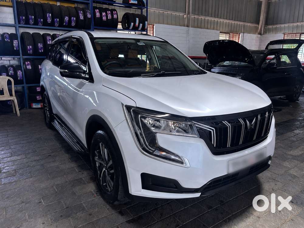 Mahindra Xuv700 2025 Petrol 14000 Km Driven