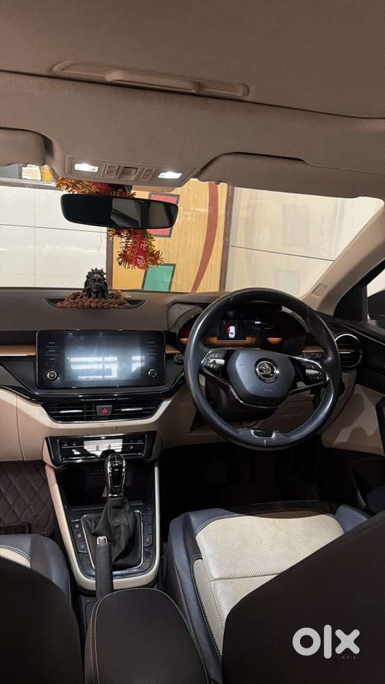 Skoda Slavia Petrol 2022