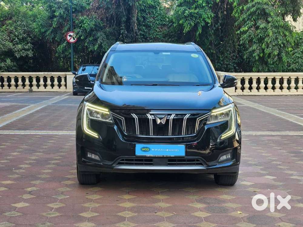 Mahindra Xuv700 Ax 5 Petrol Mt 7 Str (e), 2024, Petrol