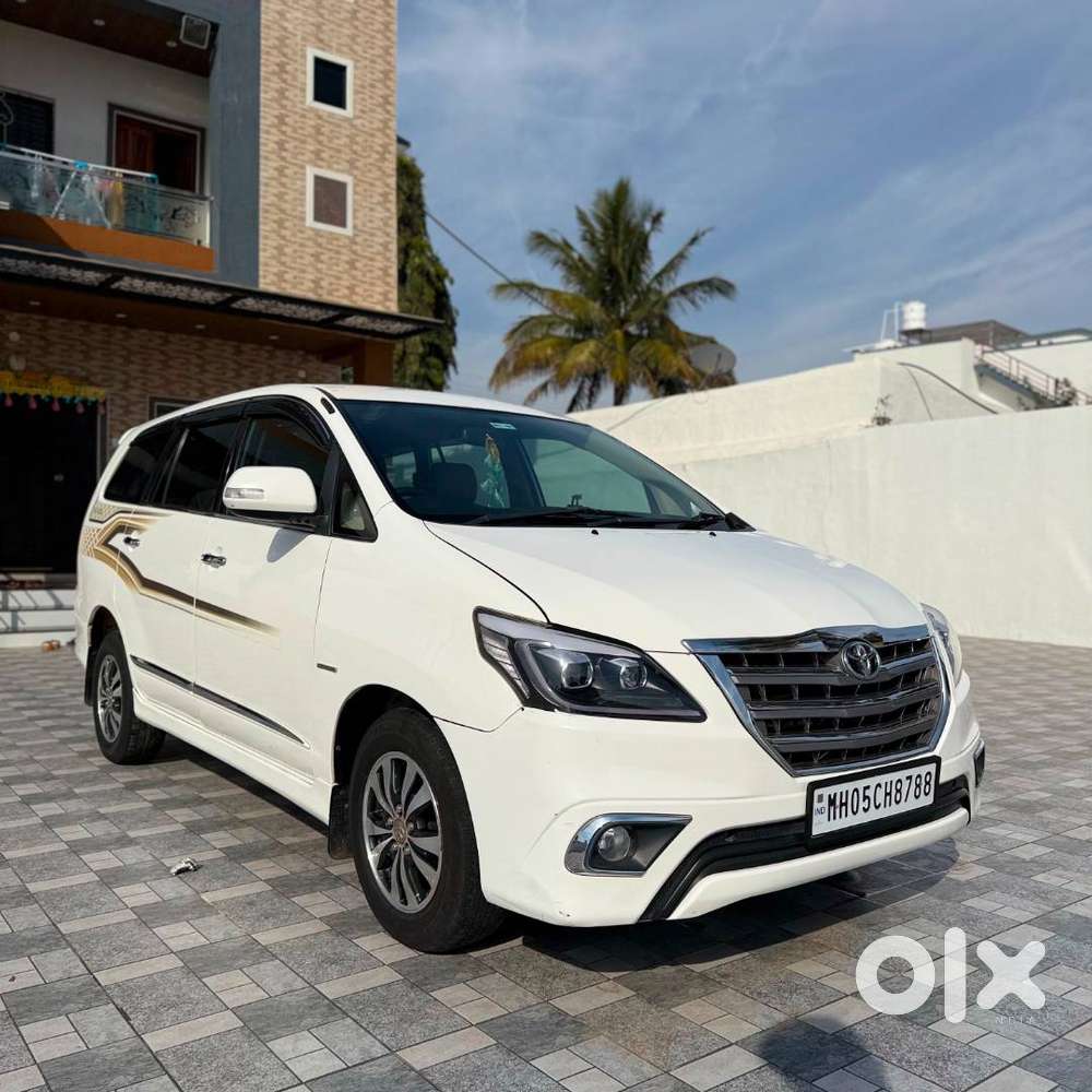 Toyota Innova 2.5 Z 2015