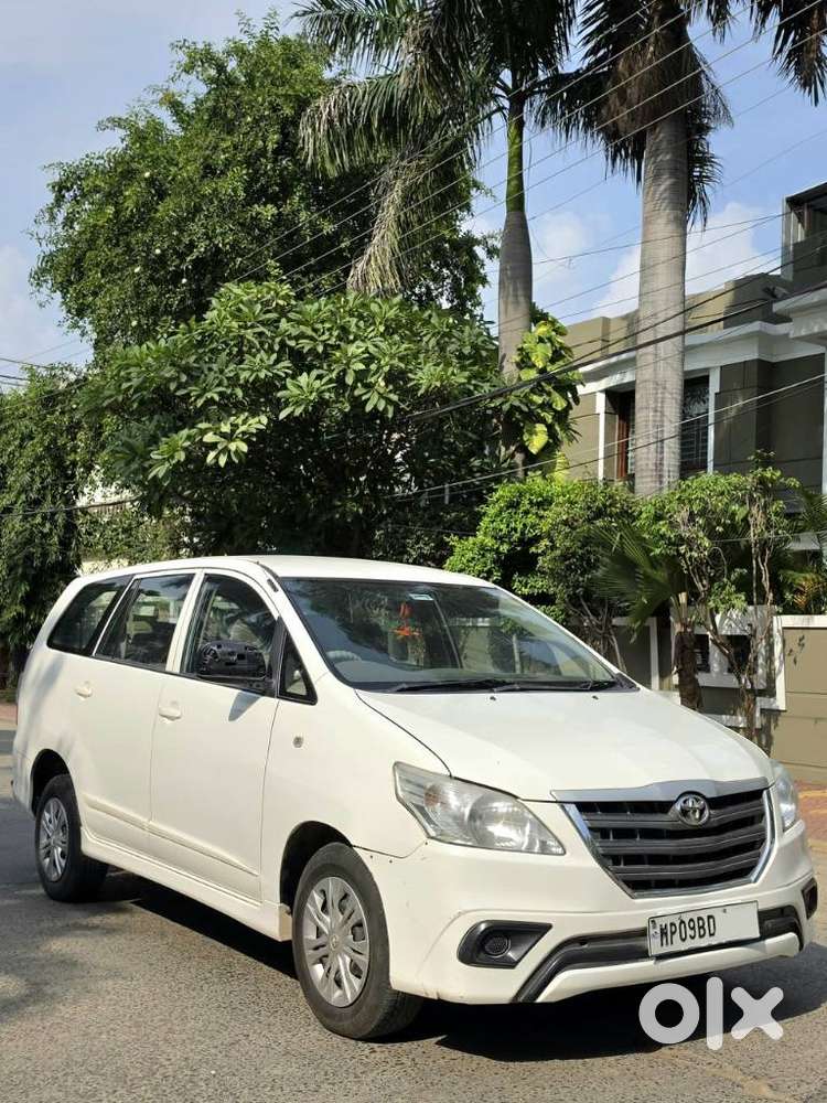Toyota Innova 2.5 G (diesel) 8 Seater, 2014, Diesel