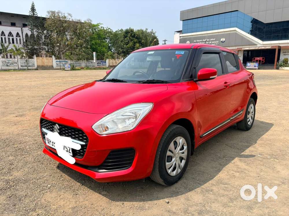 Maruti Suzuki Swift Vxi + Manual, 2022, Petrol