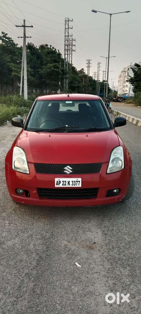 Maruti Suzuki Swift Vxi Bsiii, 2005, Petrol