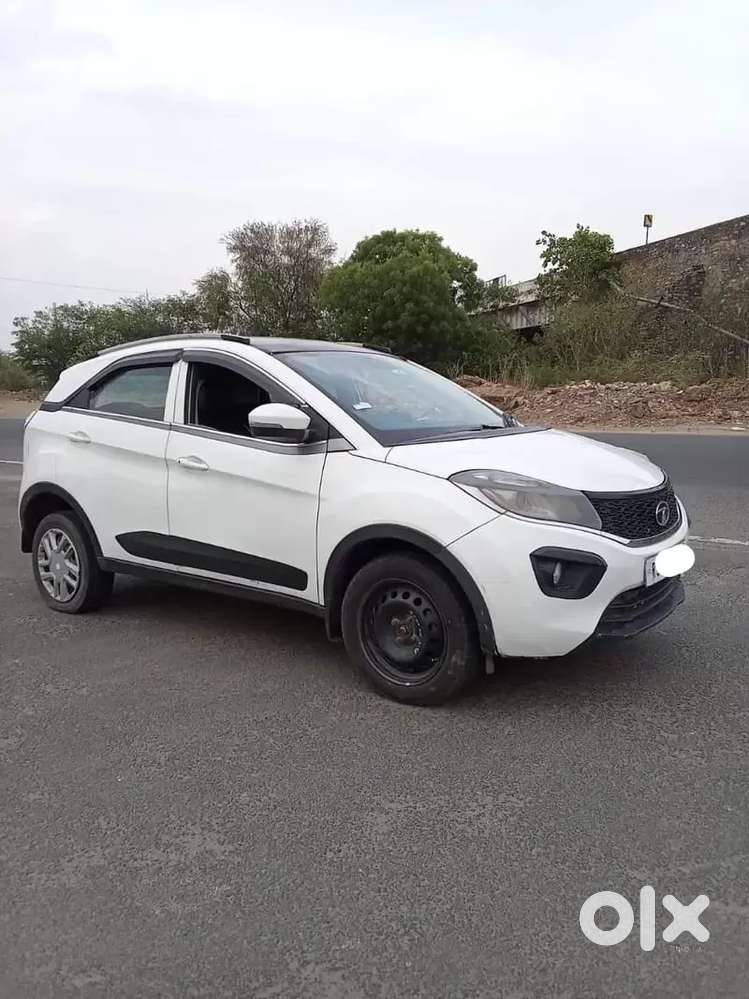 Tata Nexon 1.2 Revotron Xm, 2020, Petrol