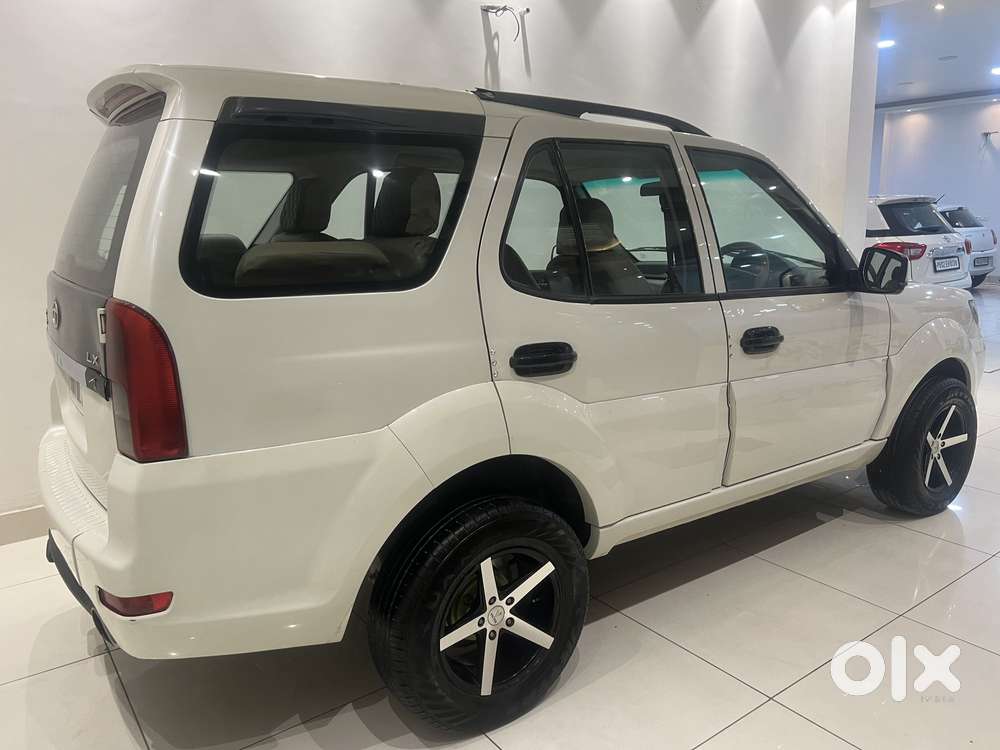 Tata Safari Storme Lx, 2013, Diesel