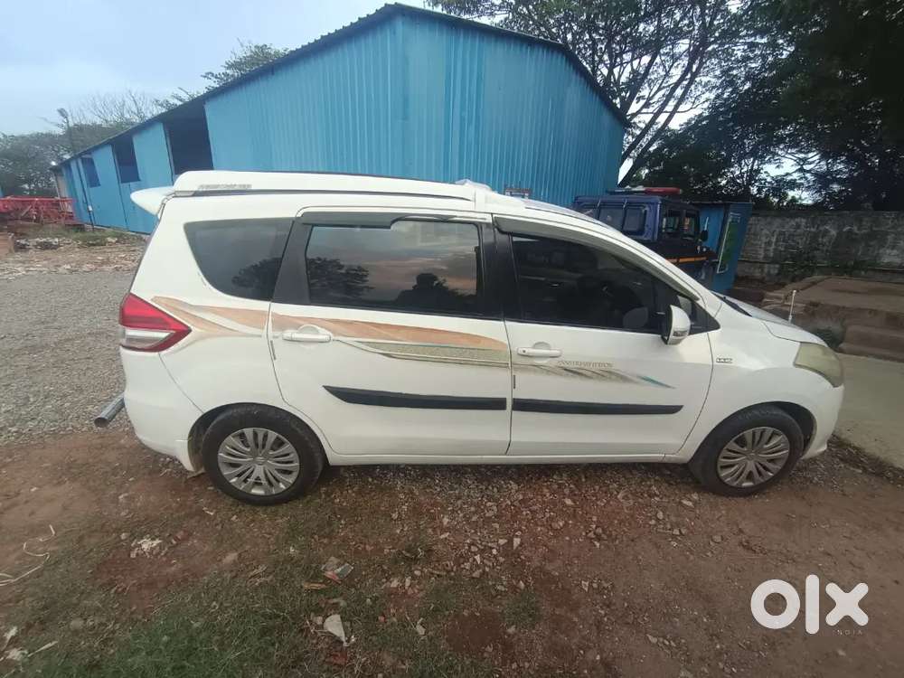Maruti Suzuki Ertiga 2012 Diesel 180000 Km Driven