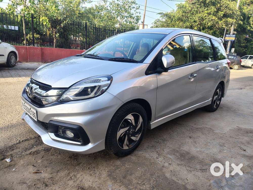 Honda Mobilio 1.5 V I- Dtec Celebration Edition, 2015, Diesel