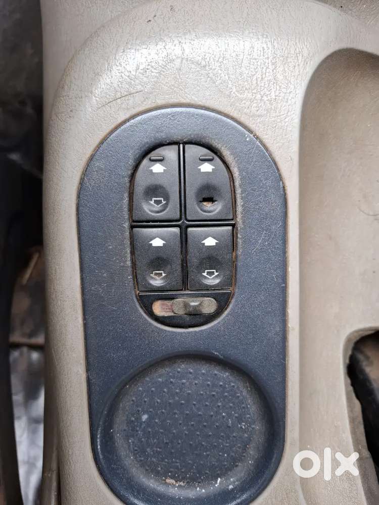 Mahindra Scorpio Classic 2005