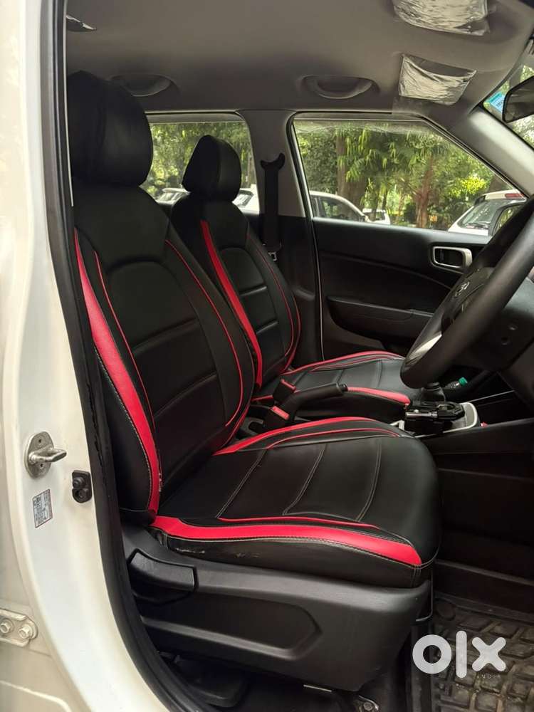 Hyundai Venue E, 2021, Petrol