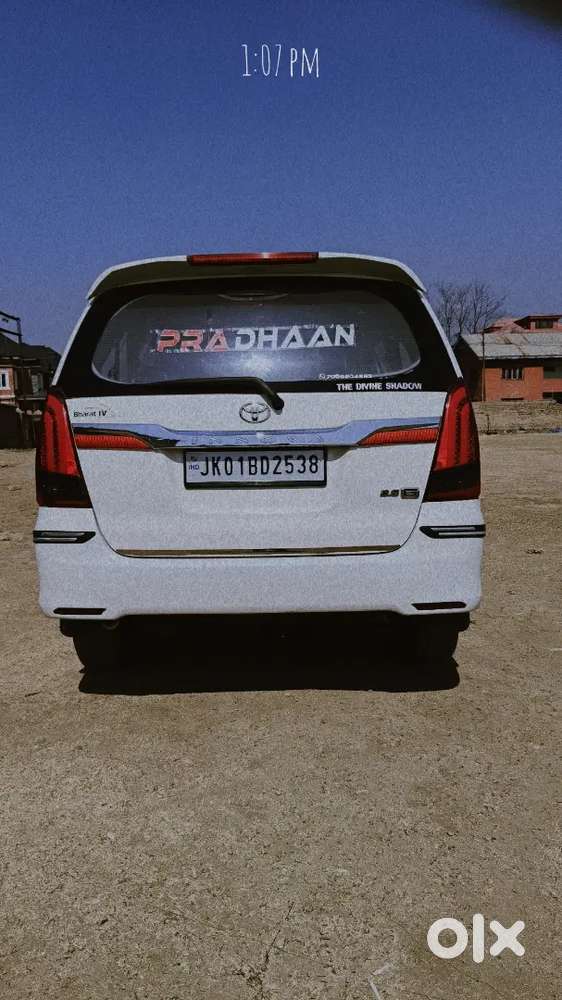 Toyota Innova 2016 Diesel Well Maintained