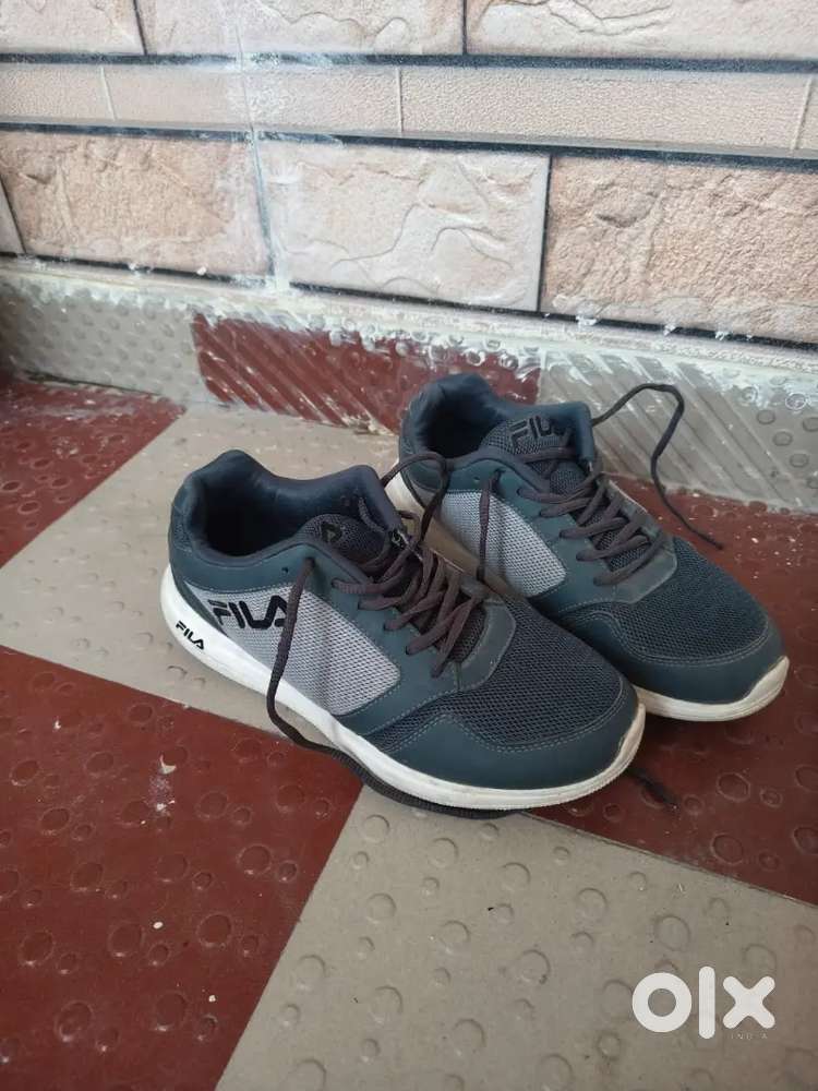 Fila sports shoes 7 no.