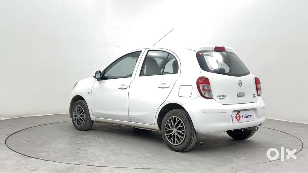 Nissan Micra Active Xv, 2015, Petrol