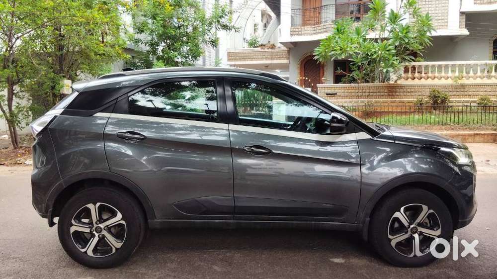 Tata Nexon 1.2 Revotron Xza Plus, 2021, Petrol