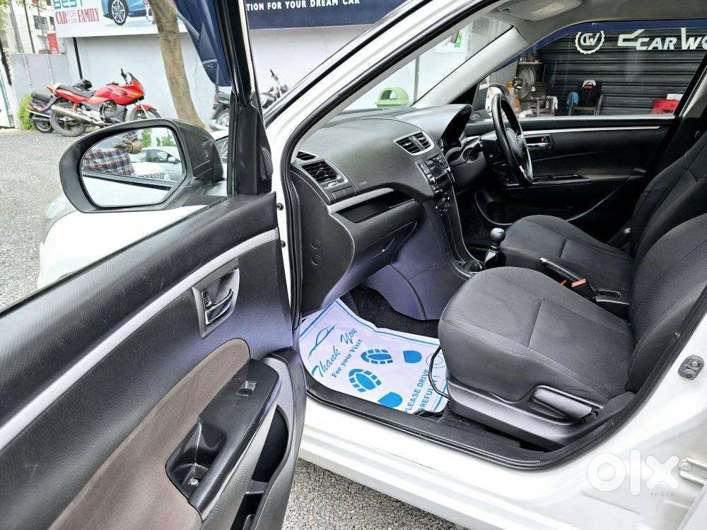 Maruti Suzuki Swift 2018 Zxi Plus, 2017, Petrol