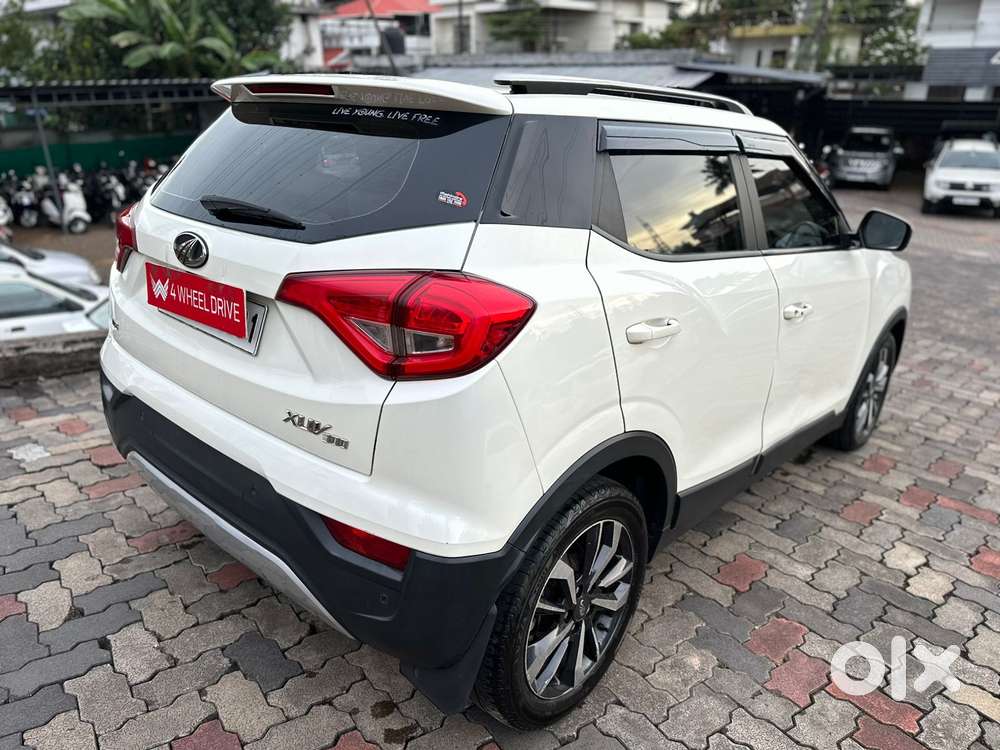 Mahindra Xuv300 W8 Option, 2020, Petrol