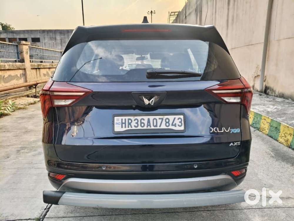 Mahindra Xuv700 2.0 Ax 5 Petrol Mt Str, 2024, Petrol