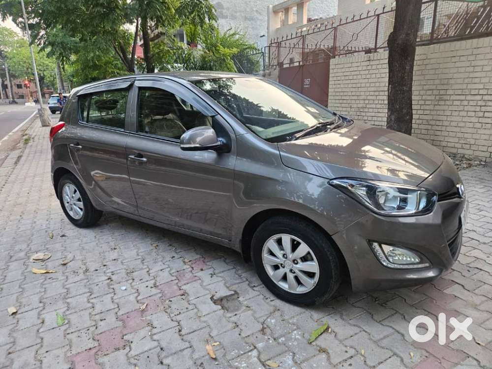 Hyundai I20 Sportz 1.4 Crdi 6 Speed Bs-iv, 2013, Diesel