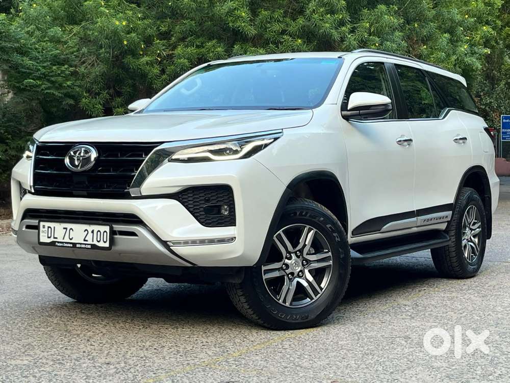 Toyota Fortuner 4x2 At 2.7 Petrol, 2024, Petrol