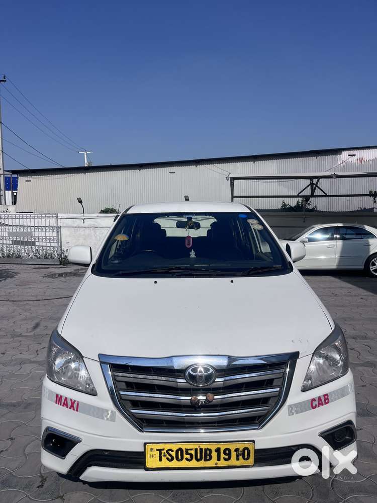 Toyota Innova 2.5 G (diesel) 8 Seater, 2016, Diesel