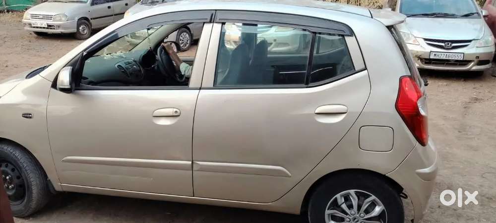 Hyundai I10 Sportz 2011 Petrol Manual. All Paper Clear Till 2031