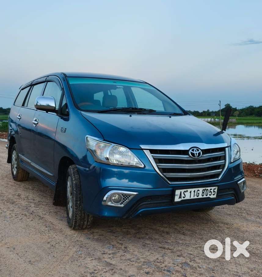 Toyota Innova 2.5 Z Diesel 7 Seater, 2014, Petrol