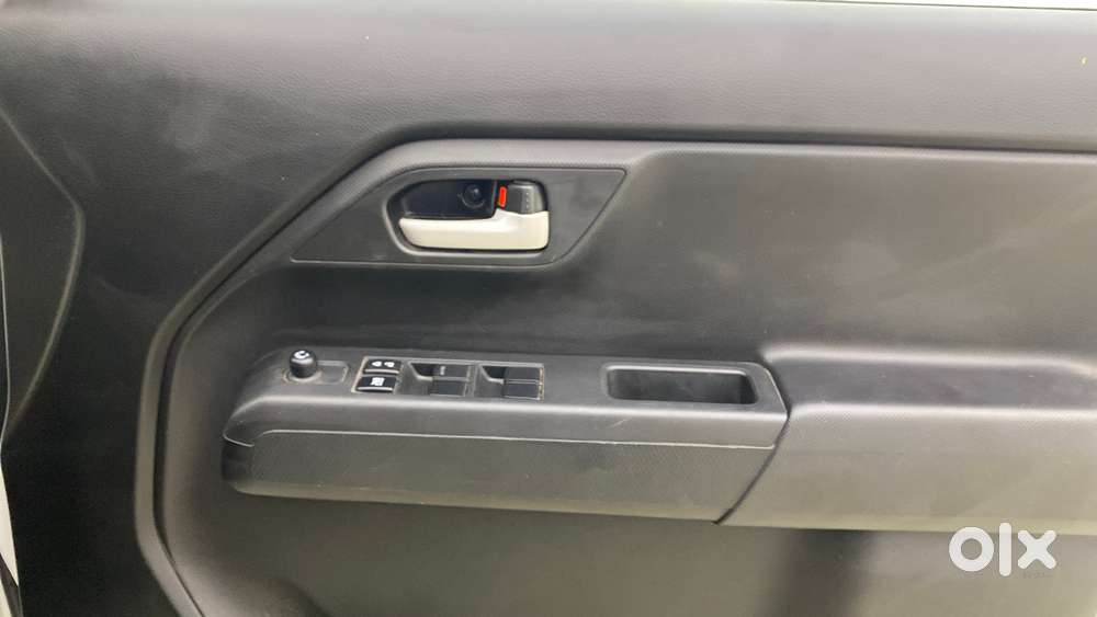 Maruti Suzuki Wagon R Vxi 1.0, 2024, Petrol
