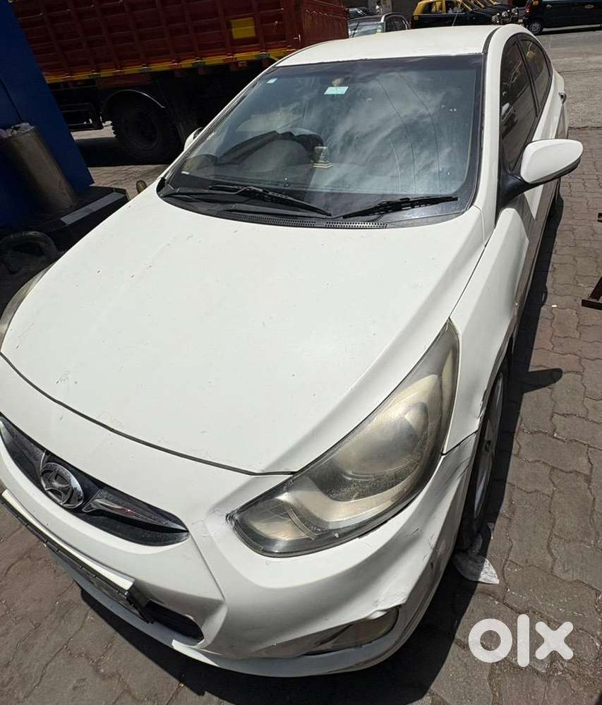 Hyundai Fluidic Verna 2012 Petrol 90000 Km Driven