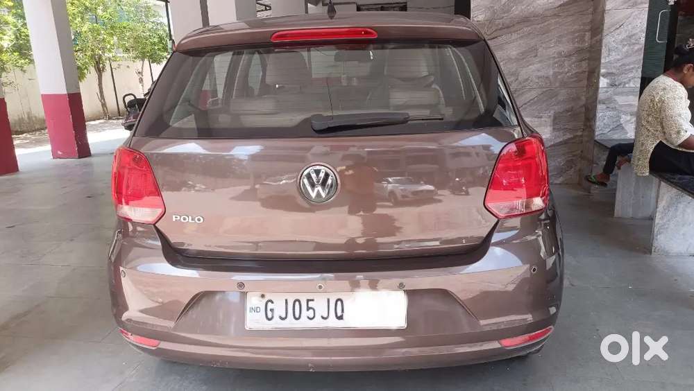 Volkswagen Polo 2016 Cng & Petrol Well Maintained