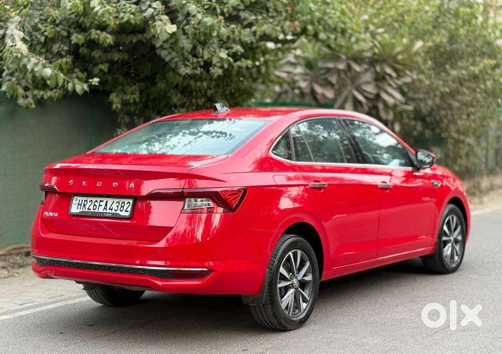Skoda Slavia 1.0 Tsi Style At, 2023, Petrol