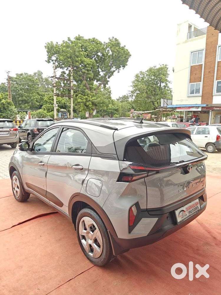 Tata Nexon Pure Plus (s) Petrol Amt, 2025, Cng & Hybrids