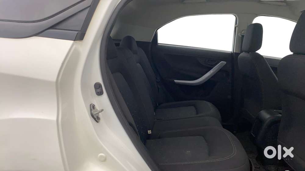 Tata Nexon 1.2 Revotron Xm (s), 2022, Diesel