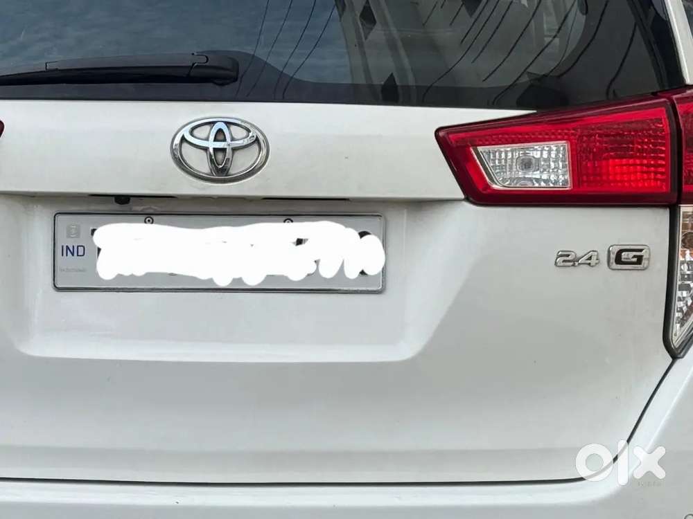 Toyota Innova Crysta 2022 Diesel Well Maintained