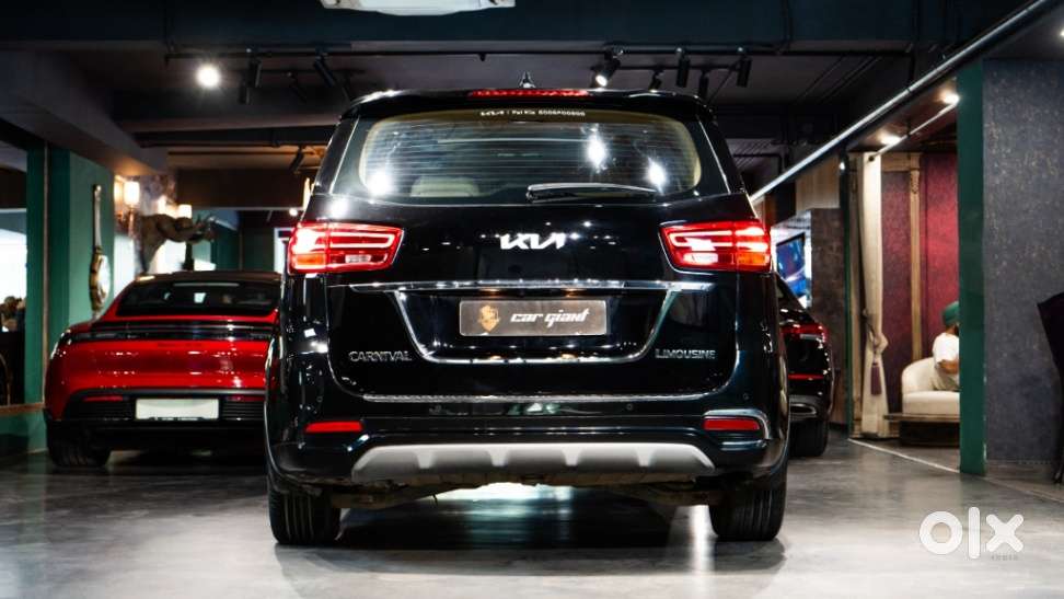 Kia Carnival Limousine Plus 7 Str, 2023, Diesel