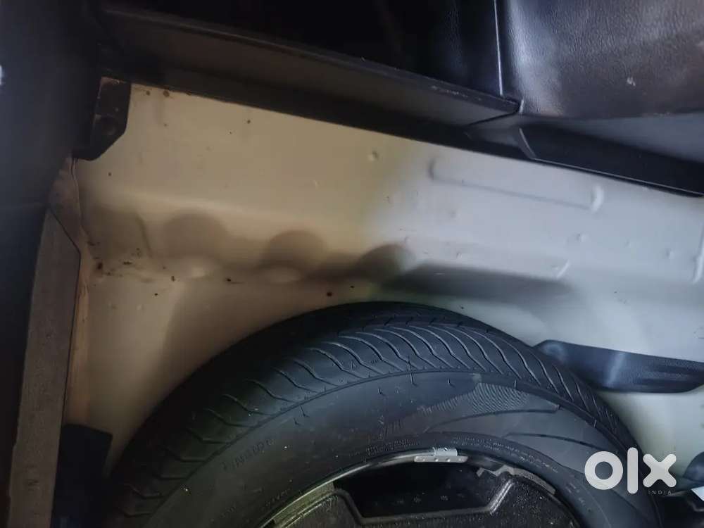 Brezza Lxi Optional 2022 Model 1st Owner 40000km Company Record 2air