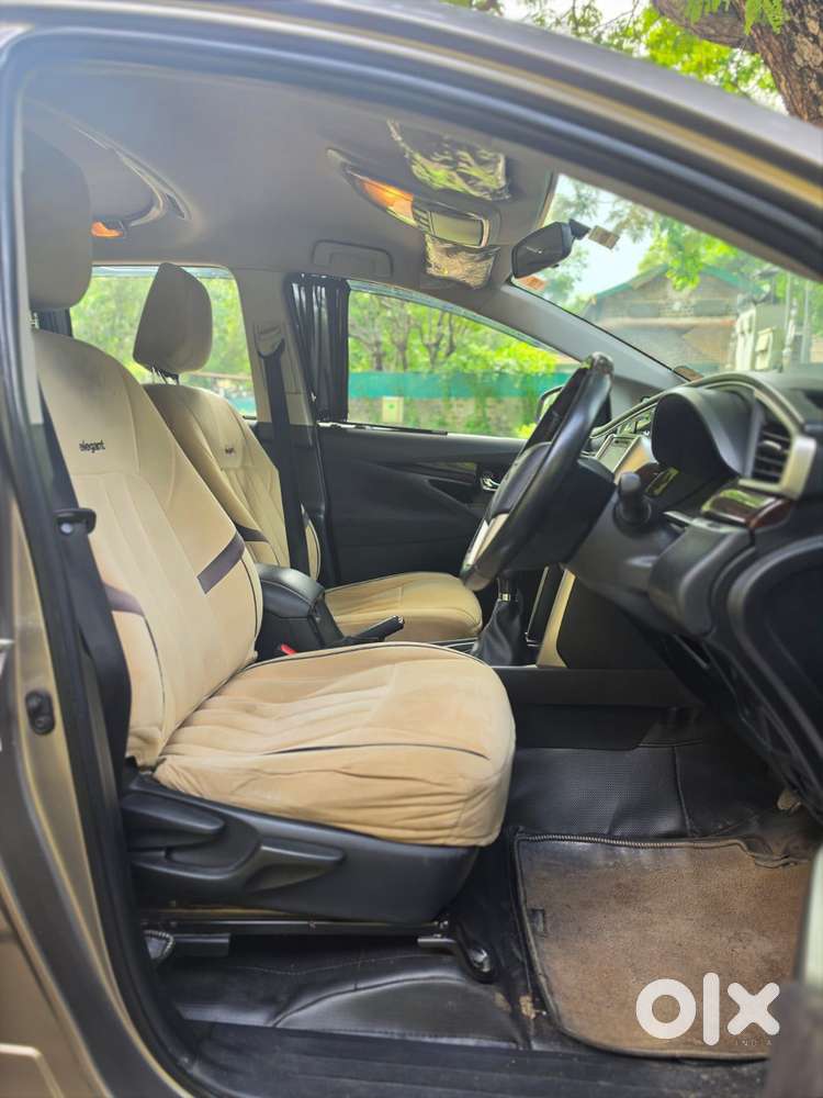 Toyota Innova Crysta 2.4 V, 2017, Diesel
