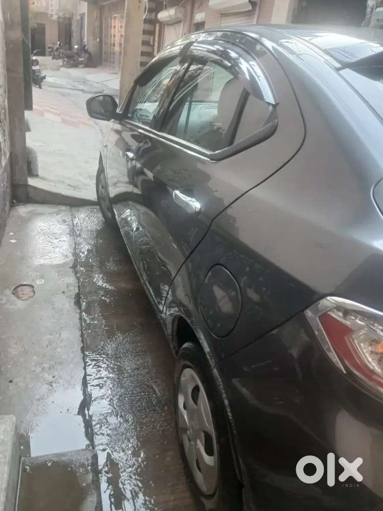 Tata Tigor 2025 Petrol Well Maintained