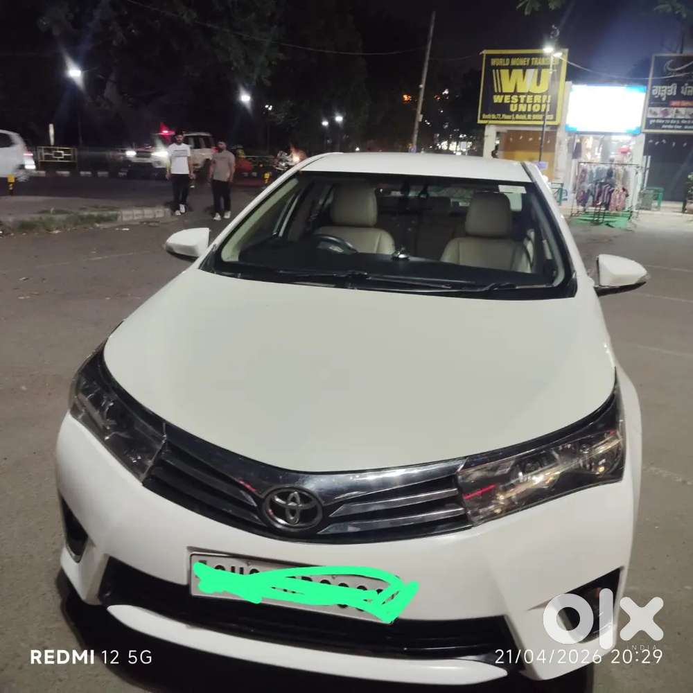 Toyota Corolla Altis 2015
