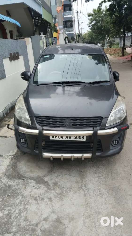 Maruti Suzuki Ertiga 2013