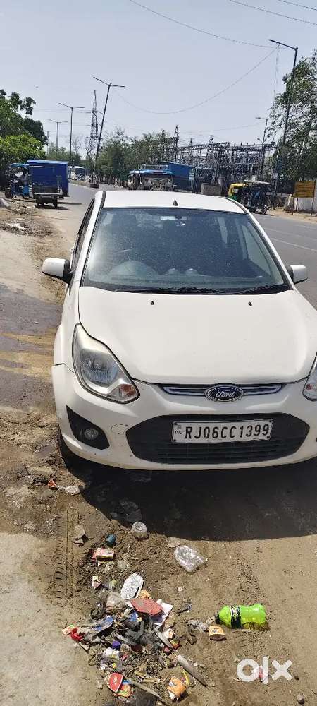 Ford Figo 1.5 Titanium 2014