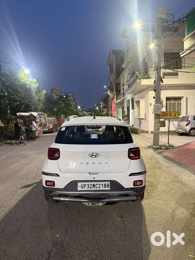 Hyundai Venue 1.2 S Plus, 2021, Petrol